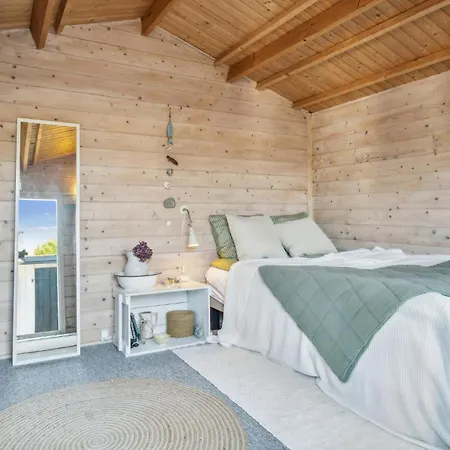 Casa vacanze 2 Bedroom Cozy In *