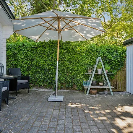 Semesterbostad 2 Bedroom Cozy In Otterup