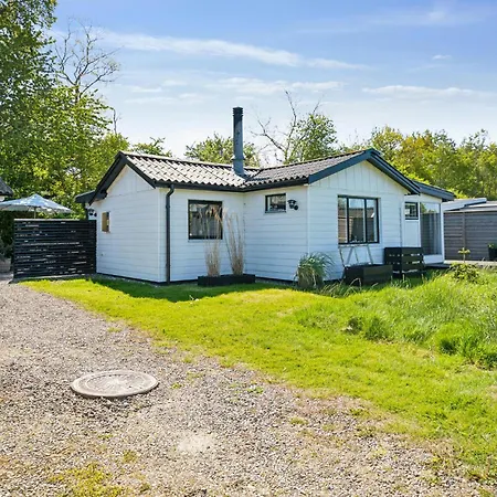 2 Bedroom Cozy In Casa vacanze Otterup