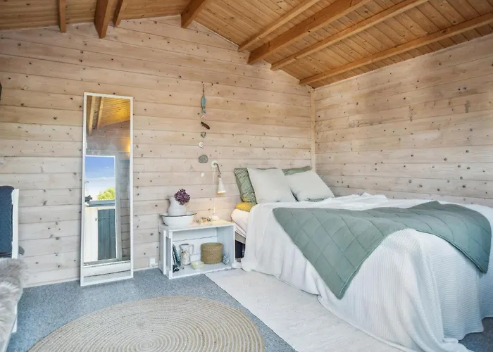 Feriehus 2 Bedroom Cozy In *